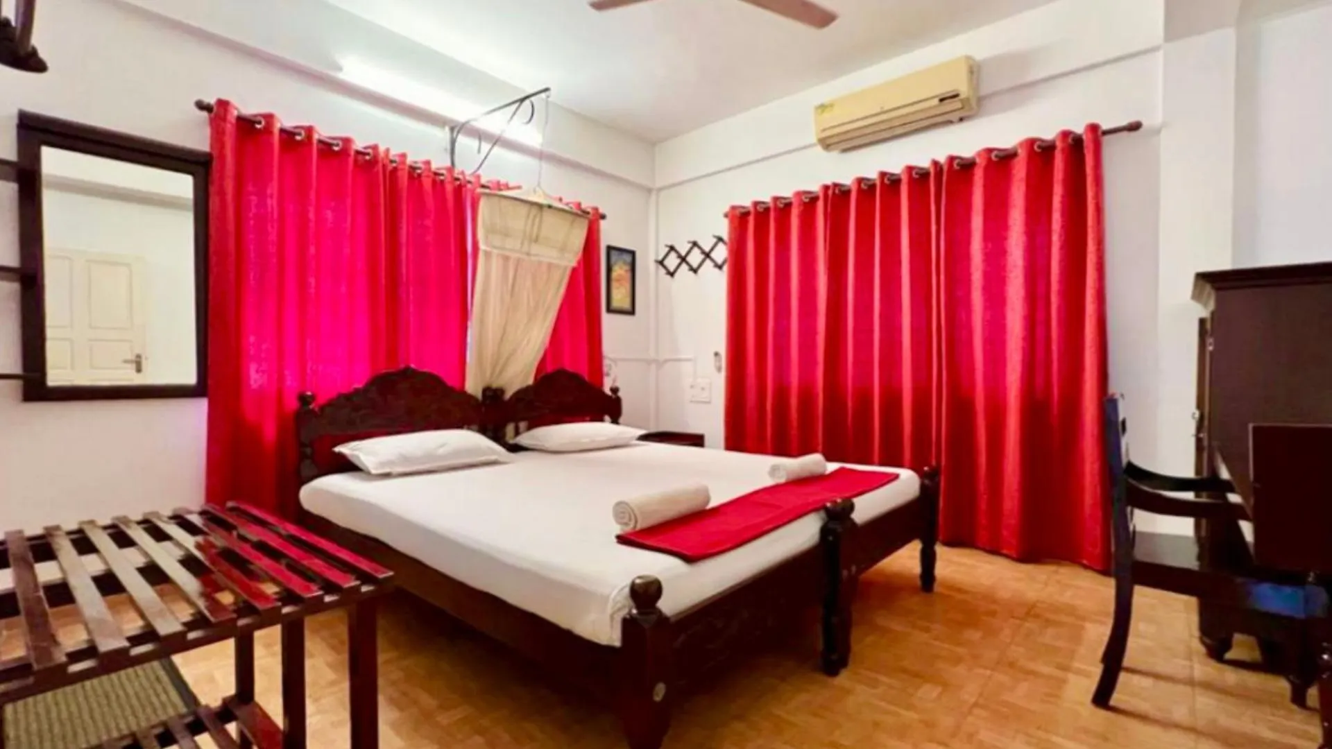 Reds Residency - Homestay Kochi