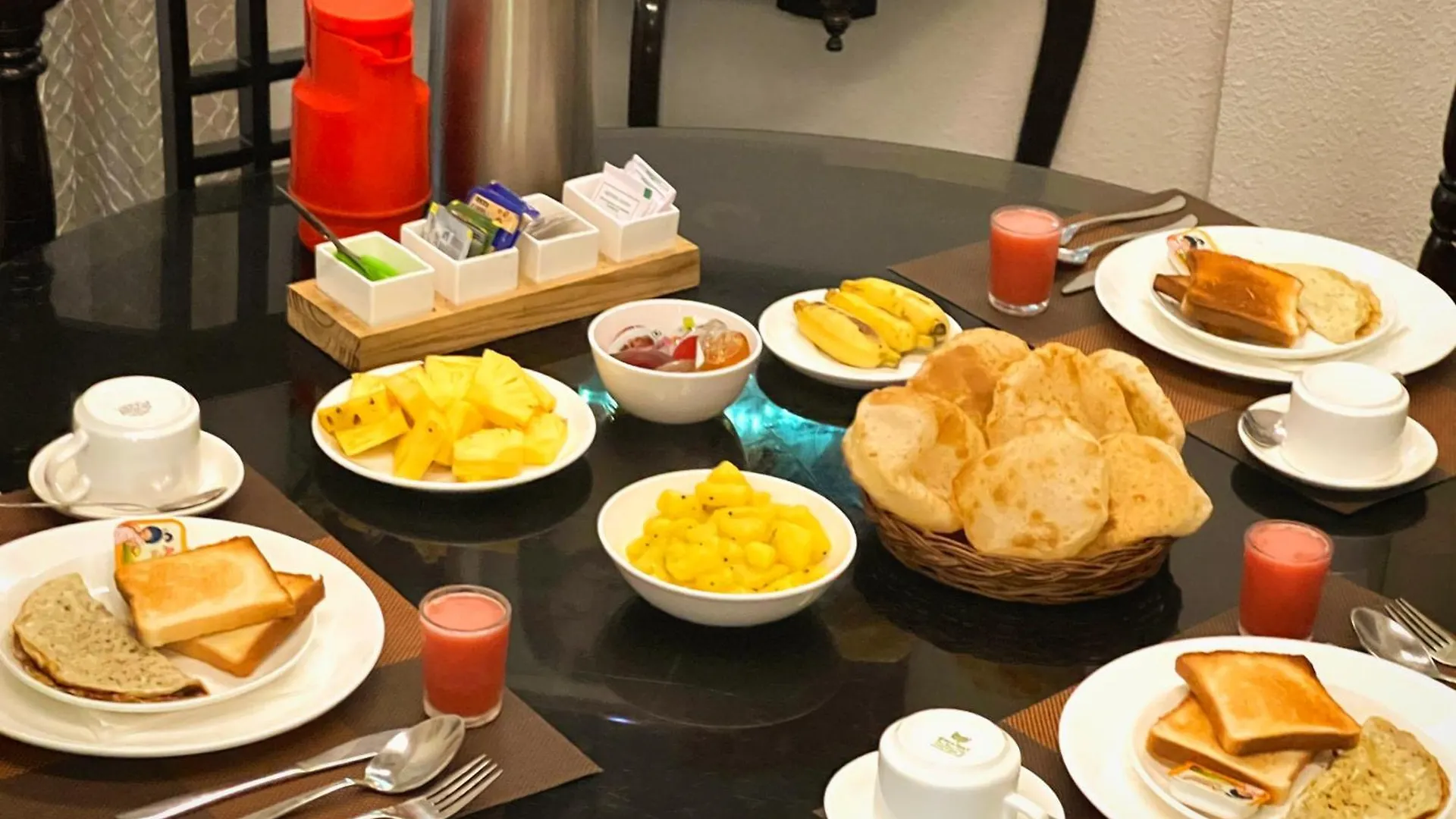Reds Residency - Homestay Kochi 0*,