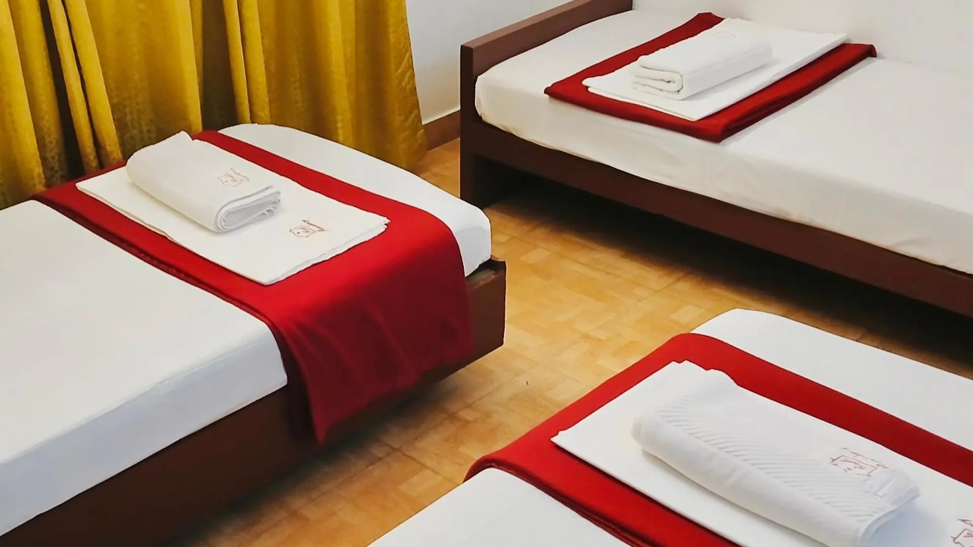 Reds Residency - Homestay Kochi India