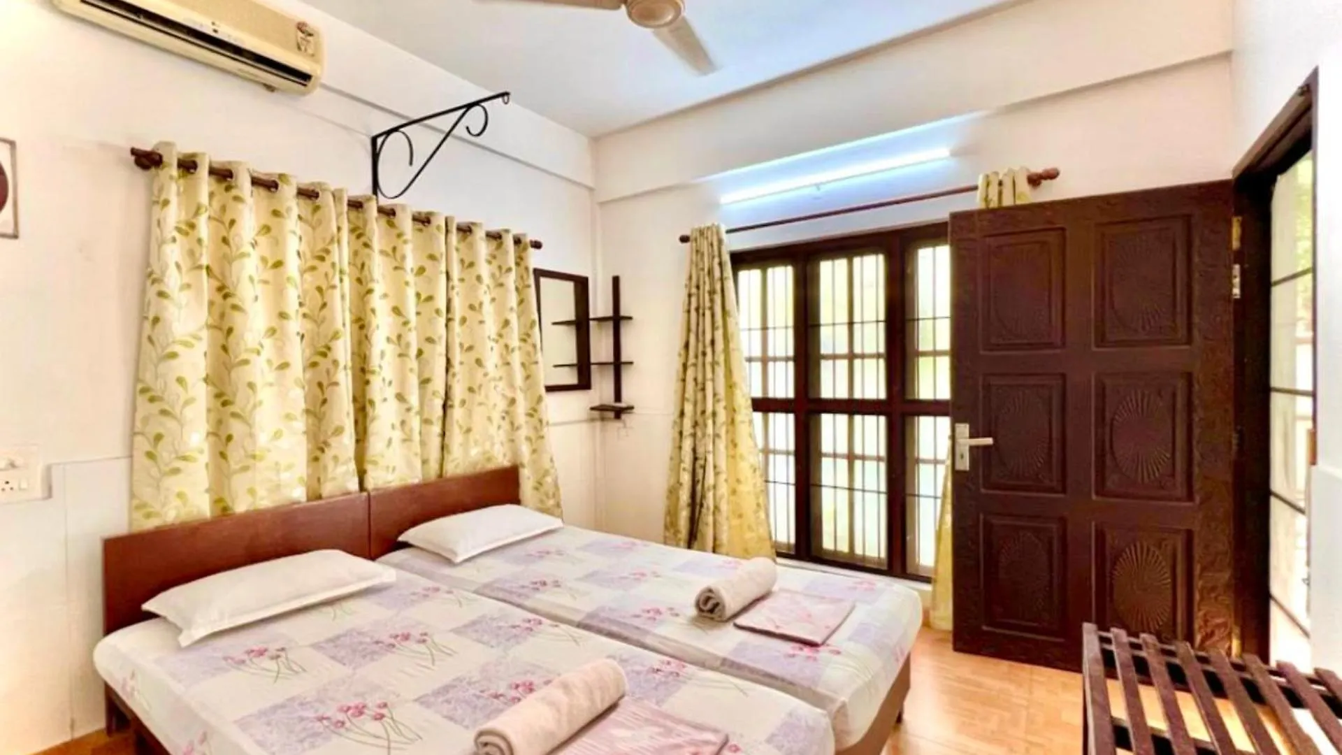 Reds Residency - Homestay Kochi