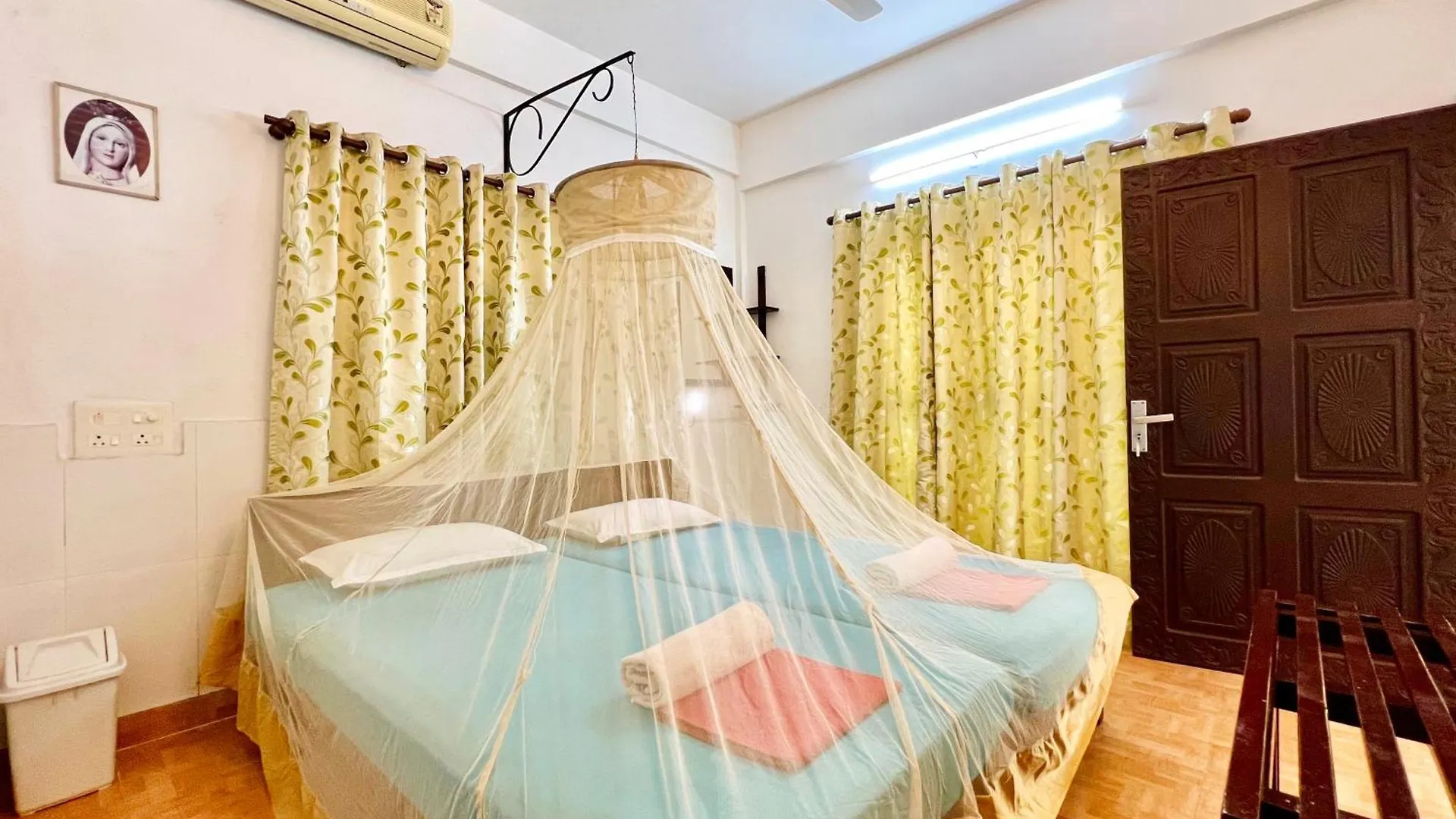 Reds Residency - Homestay Kochi
